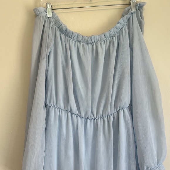 Off shoulder light blue dress - Picture 2 of 4
